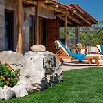 Luxury Galapagos * Hvar Town