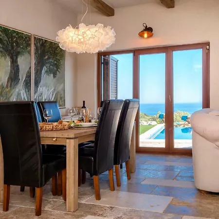 Luxury Galapagos *