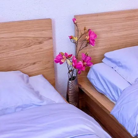 Luxury Galapagos فيلة *