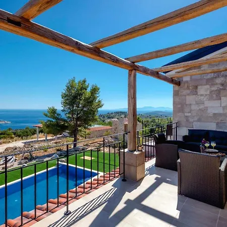 Luxury Galapagos Villa